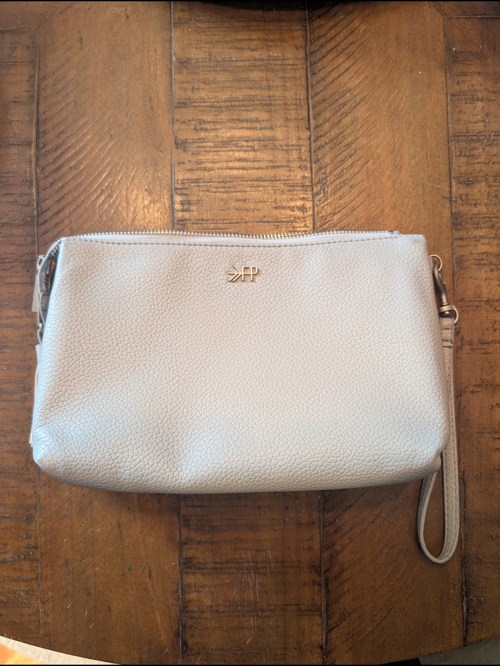 Freshly Picked Pebbled Leather Wristlet - Light Gray